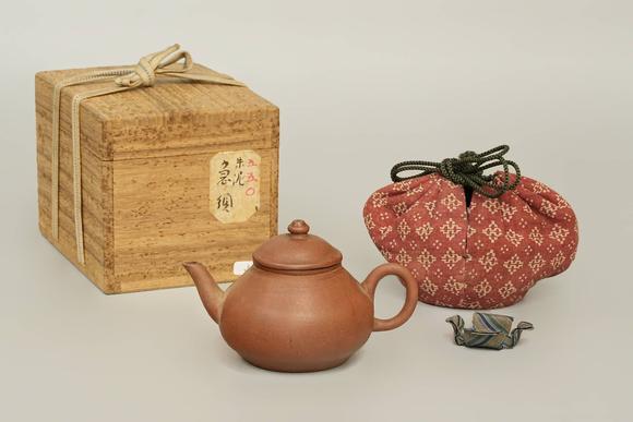 京都祇園會(huì)拍賣清 紫砂茶壺 錦套 日本桐箱附