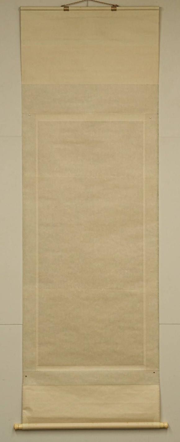 京都祇園會(huì)拍賣(mài)沈銓 花鳥(niǎo)圖 絹本掛軸 日本朱漆手書(shū)箱附 日本古裂裝裱 鷹見(jiàn)游山舊藏 出版著錄附
