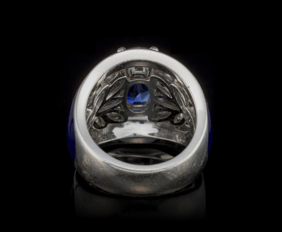 Piguet - H?tel des VentesBague modulable or gris 750 sertie d'un saphir ovale épaulé de diamants taille marquise avec sa monture complémentaire