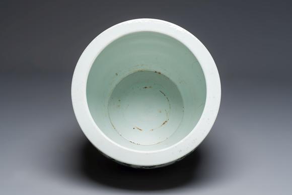 Rob Michiels AuctionsA Chinese famille verte 'Birds among Flowering Branches' fish bowl or jardinière, 19th C.