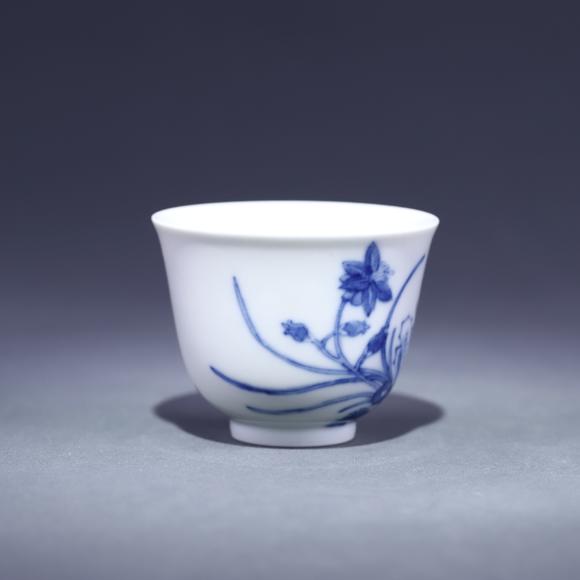 You Need清 康熙 青花洞石花卉杯 款識(shí)：“若深珍藏”  