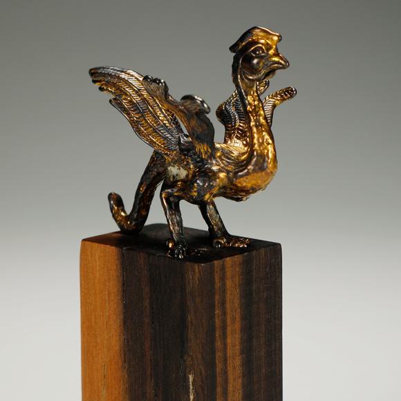 東京銀座（古美術(shù)宋磁）戰(zhàn)國 銅鎏金鳳鳥擺件