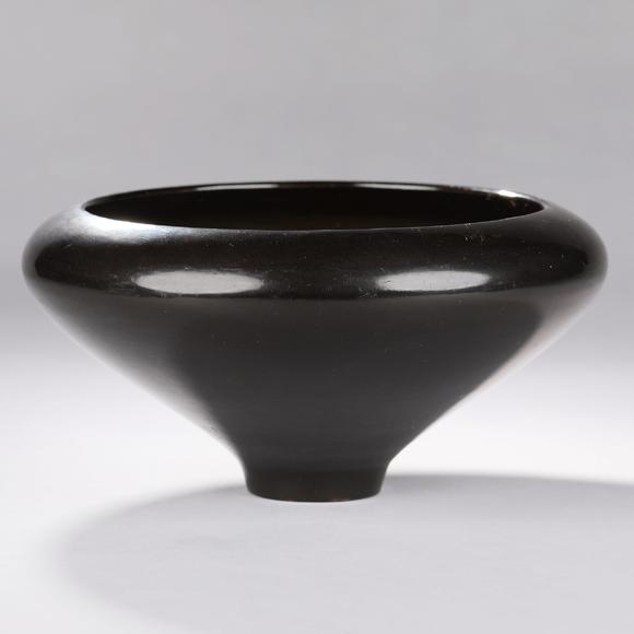 東京銀座（古美術(shù)宋磁）大漆素面鉢