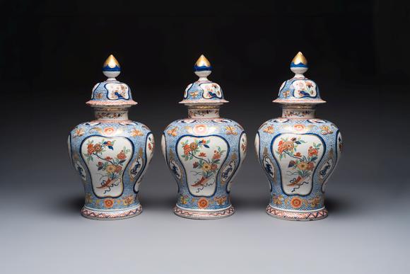 Rob Michiels AuctionsAn exceptional polychrome Dutch Delft five-piece garniture in Chinese Kangxi style, first quarter 18th C.