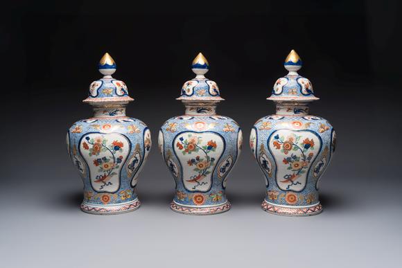 Rob Michiels AuctionsAn exceptional polychrome Dutch Delft five-piece garniture in Chinese Kangxi style, first quarter 18th C.