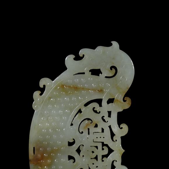 東京銀座（古美術(shù)宋磁）戰(zhàn)國(guó)玉龍一對(duì)