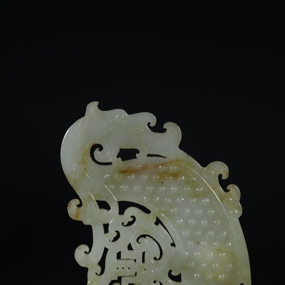 東京銀座（古美術(shù)宋磁）戰(zhàn)國(guó)玉龍一對(duì)