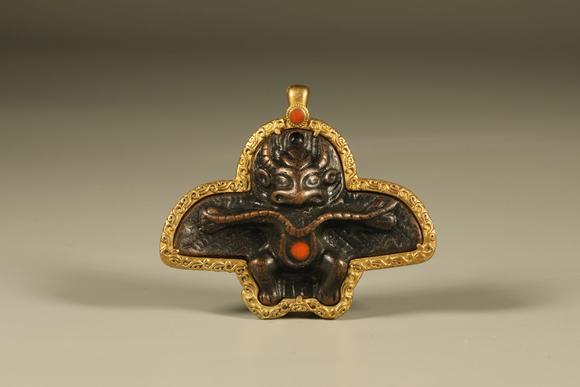 北京國(guó)經(jīng)湛然清 鐵制大鵬金翅鳥(niǎo)吊墜