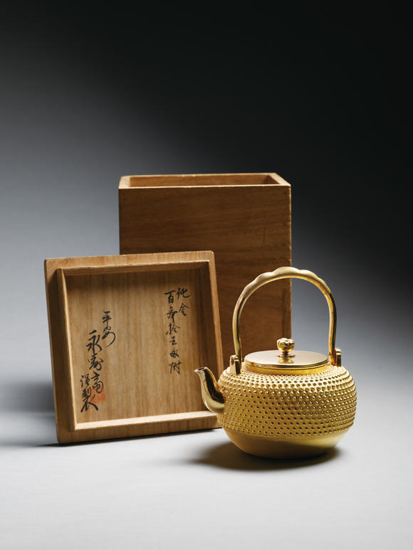 允臧齋大正-昭和時(shí)期  京都永壽齋 純金霰形壺
