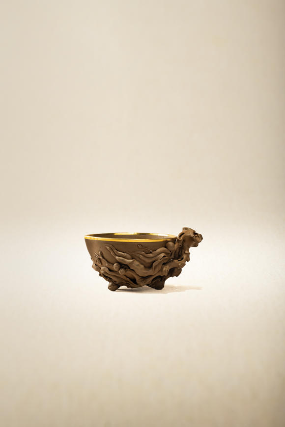 允臧齋清早期  鳴遠(yuǎn)款 桃杯