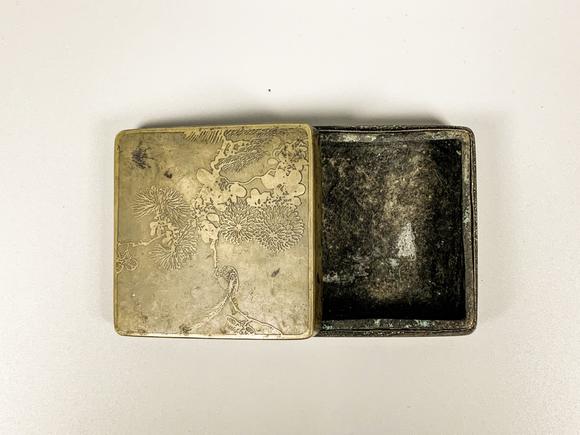山東瑞蚨興拍賣銅花鳥墨盒 7.9×7.8×3cm 