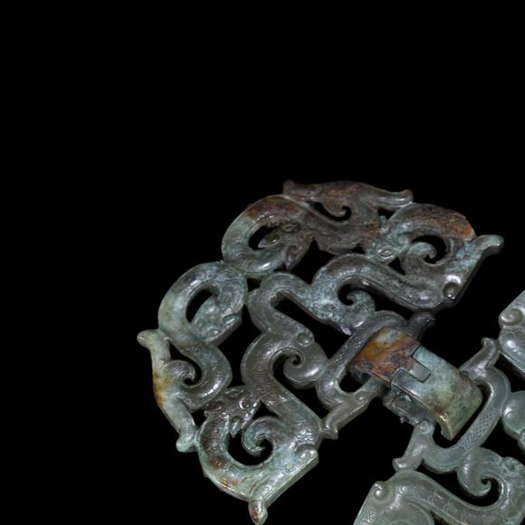 春和美術(shù)漢代   青玉雙節(jié)龍紋佩飾