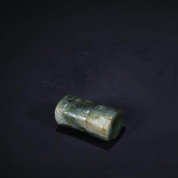 春和美術(shù)獸面紋玉勒子
