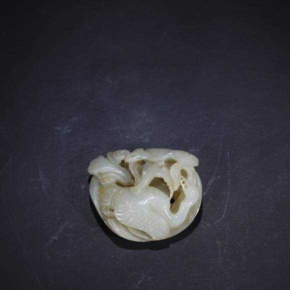 春和美術(shù)白玉海東青啄天鵝