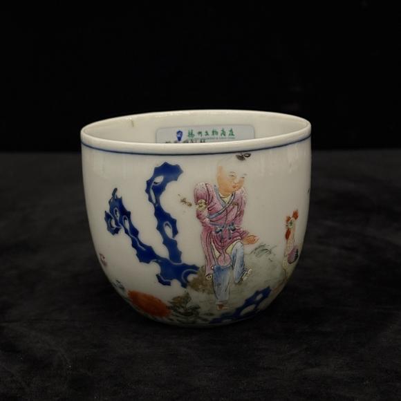 南京十竹齋粉彩雞缸杯