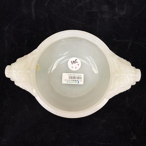 南京十竹齋白玉雕饕餮紋雙耳活環(huán)香爐