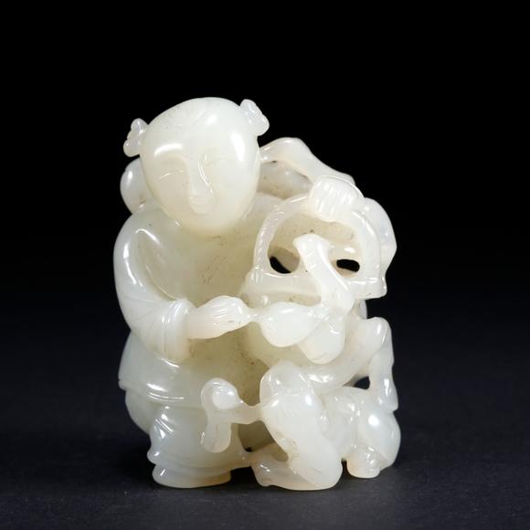 弘楊株式會(huì)社和田玉雕童子形擺件