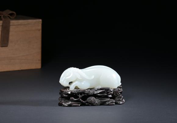 三杉美術(shù)清 白玉臥羊