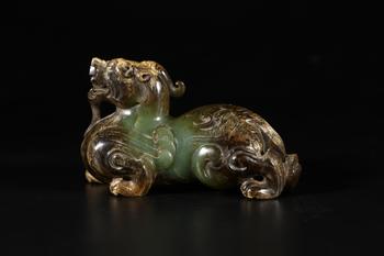 Bixie en jade vert chinois ancien, 2 av. J.-C.–3 s.