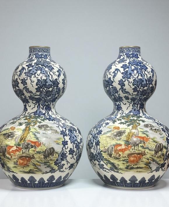 東京蕓術(shù)|2026東京蕓術(shù)競(jìng)売春季藝術(shù)品拍賣(mài)會(huì)清乾隆 粉彩青花葫蘆纏枝開(kāi)窗瑞獸紋葫蘆瓶