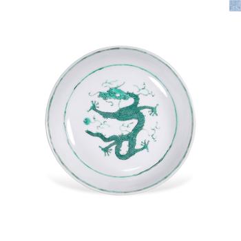 Clear road, light, white ground, green color dragon pattern plate | 清道光 白地綠彩龍紋盤
