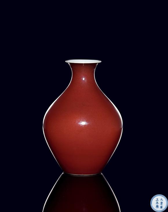 華藝國(guó)際清雍正  年紅釉橄欖尊