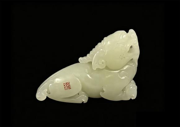 東京國(guó)際拍賣和田玉獸