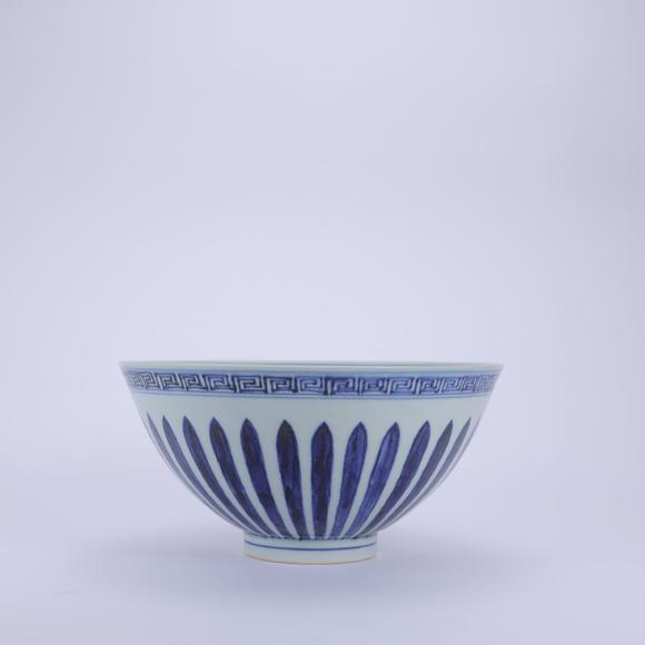 北京嘉翰|北京嘉翰2026藝術(shù)品拍賣會(huì)（第184期）青花纏枝蓮紋雞心碗