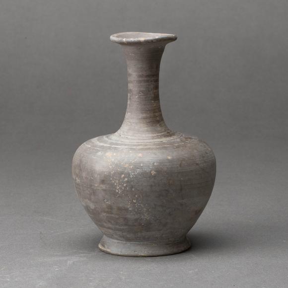 中国古玩　染付草花文水滴 中国古玩 染付草花文水滴 美術品・アンティーク・コレクション