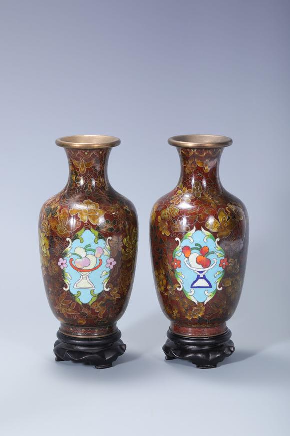 SEAVIEW AUCTIONS PTY LTD Fine Chinese antique 18th - 19th century bronze cloisonne enamel vases(2 pieces)