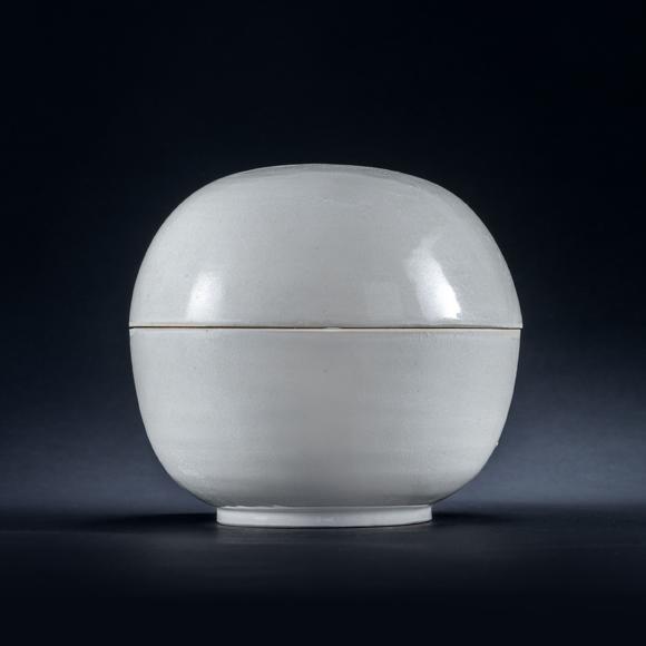 三杉美術(shù)宋 定窯捧盒