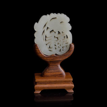 十九世紀早 白玉福壽佩（附木座）  A Chinese carved white jade 'longevity' pendant