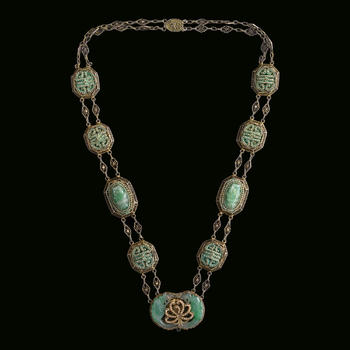 民國 銀嵌翡翠項鍊  A Chinese jadeite-inset silver necklace