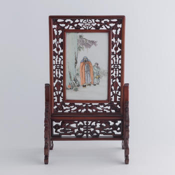 民國 劉希任粉彩人物瓷板  A Chinese famille rose porcelain plaque
