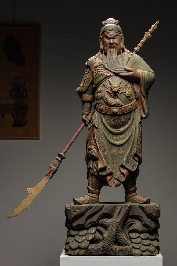 吉本株式會(huì)社明以前 木質(zhì)彩繪關(guān)公造像