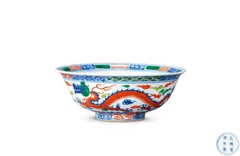 明宣德 五彩雲(yún)龍紋碗