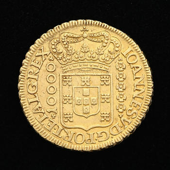 Brésil, Jo?o V (1724-1750), 10.000 reis en or, 1727, Minas Gerais, tranche feuillagée, diam. 3,3 cm, 26,8 g.