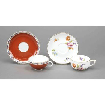 Zwei Mokkatassen mit UT, Tasse mit