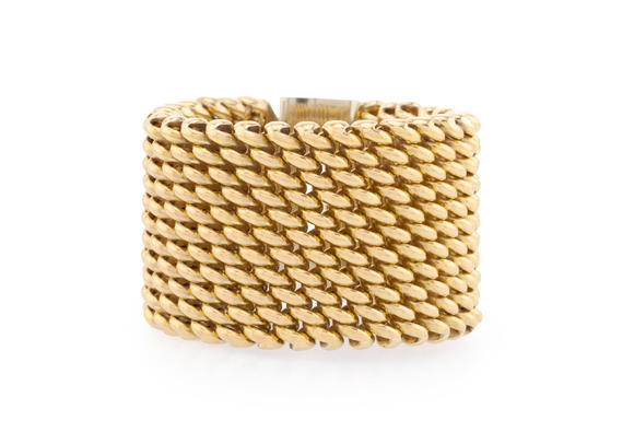Piguet - H?tel des VentesLarge bracelet années 1940-50 2 ors 750 à maille souple