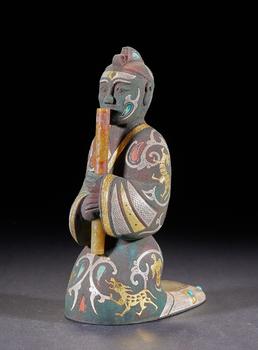 錯金銀 嵌綠松石 嵌玉人
