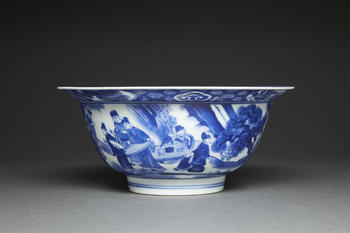 COUPE à BORD éVASé