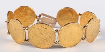 An Edward VII eight sovereign bracelet, comprising two 1903, 1906, t