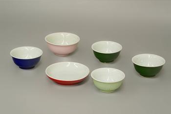 1962年 上海博物館制單色釉瓷器六客