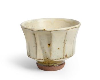 Phil Rogers?(1951-2020)?

Footed, cut-sided bowl, circa 2