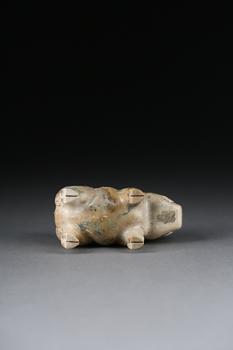玉雕神獸形擺件