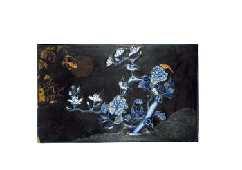 黑漆描金嵌青花花鳥(niǎo)紋瓷板掛屏