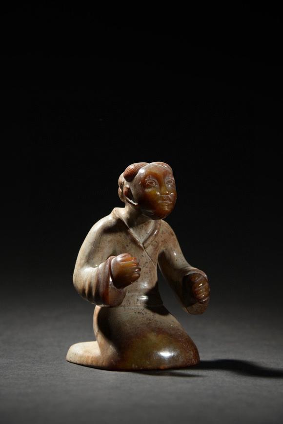 欧洲藏家旧藏高古玉雕人俑