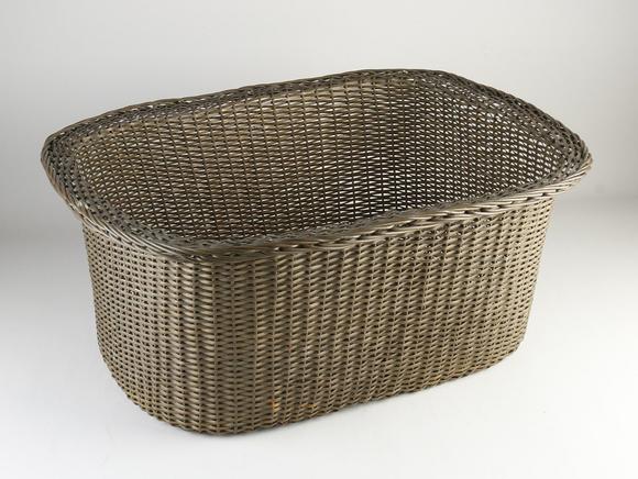 twents veilinghuisbrass laundry basket