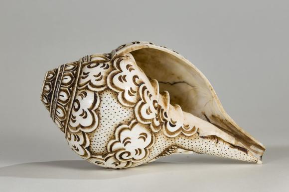 buddhisttoolinconchformfromqing清代海螺法器