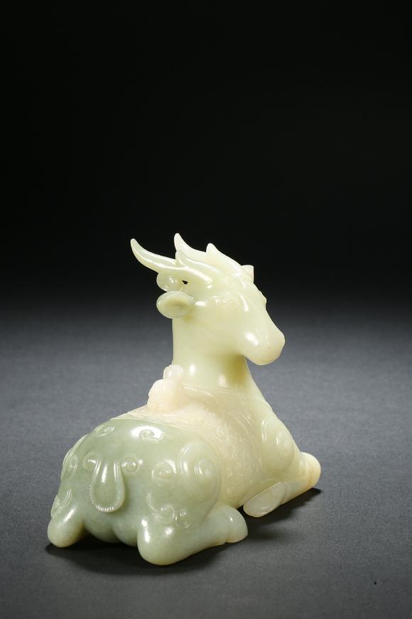 清代和田玉鹿型笔洗